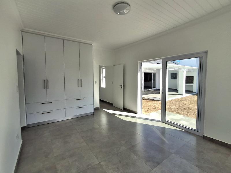 3 Bedroom Property for Sale in Golden Mile Western Cape